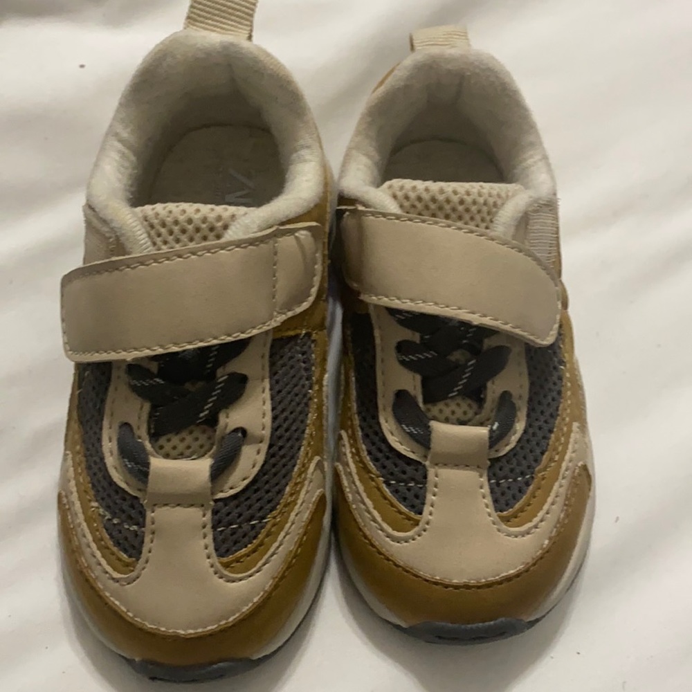 Baby ZARA casual sneaker